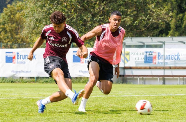 21.07.2026 - Fussball - 2. Fussball-Bundesliga - Saison 2026 2027 - 1. FC Nürnberg FCN Club - Trainingslager Sommer Sommertrainingslager Gais - Bruneck - Südtirol - Zink DaMa - xdaxmax - Justin von der Hitz (27, 1. FC Nürnberg FCN ) Ioannis Masouras (21, 1. FC Nürnberg FCN ) *** July 21, 2026 Soccer 2 Soccer Bundesliga 2026–2027 Season 1 FC Nuremberg FCN Club Summer Training Camp Summer Training Camp in Gais, Brunico, South Tyrol Zink DaMa xdaxmax Justin von der Hitz 27, 1 FC Nuremberg (FCN) Ioannis Masouras 21, 1 FC Nuremberg (FCN)