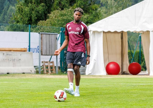 21.07.2026 - Fussball - 2. Fussball-Bundesliga - Saison 2026 2027 - 1. FC Nürnberg FCN Club - Trainingslager Sommer Sommertrainingslager Gais - Bruneck - Südtirol - Zink DaMa - xdaxmax - Winners Osawe (1. FC Nürnberg FCN ) *** July 21, 2026 Soccer 2 Bundesliga 2026–2027 Season 1 FC Nuremberg (FCN) Club Summer Training Camp Summer Training Camp in Gais, Brunico, South Tyrol Zink DaMa xdaxmax Winners Osawe 1 FC Nuremberg (FCN)