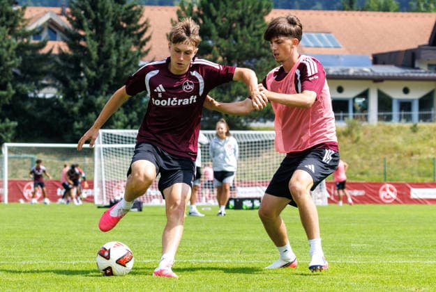 21.07.2026 - Fussball - 2. Fussball-Bundesliga - Saison 2026 2027 - 1. FC Nürnberg FCN Club - Trainingslager Sommer Sommertrainingslager Gais - Bruneck - Südtirol - Zink DaMa - xdaxmax - Marko Soldic (16, 1. FC Nürnberg FCN ) Marc Kornwachs (15, 1. FC Nürnberg FCN ) *** July 21, 2026 Soccer 2 Soccer Bundesliga 2026–2027 Season 1 FC Nuremberg (FCN) Club Summer Training Camp Summer Training Camp in Gais, Brunico, South Tyrol Zink DaMa xdaxmax Marko Soldic 16, 1 FC Nuremberg FCN Marc Kornwachs 15, 1 FC Nuremberg FCN