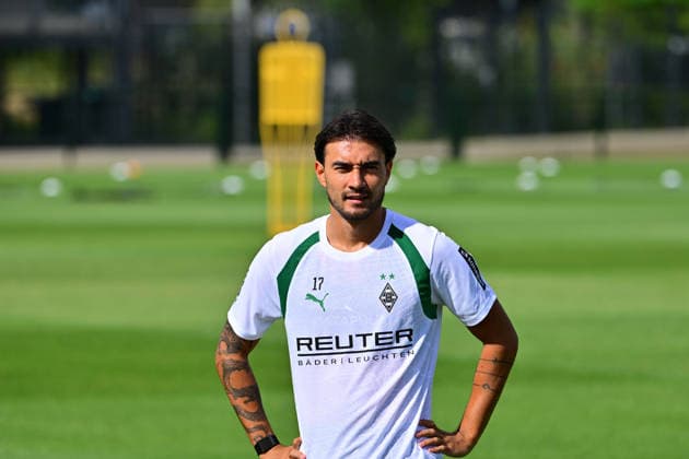 21.07.2026; Moenchengladbach; Fussball, Herren, Saison 2026 2027, Training Borussia Moenchengladbach Jens Castrop (Gladbach) DFL regulations prohibit any use of photographs as image sequences and or quasi-video. ista-Borussia-Park NRW Deutschland *** July 21, 2026, Mönchengladbach, Soccer, Men s, 2026–2027 Season, Borussia Mönchengladbach Training, Jens Castrop, Gladbach. DFL regulations prohibit any use of photographs as image sequences and or quasi-video content at Borussia Park, North Rhine-Westphalia, Germany