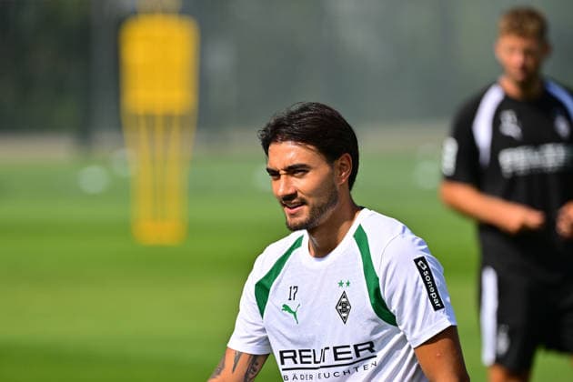 21.07.2026; Moenchengladbach; Fussball, Herren, Saison 2026 2027, Training Borussia Moenchengladbach Jens Castrop (Gladbach) DFL regulations prohibit any use of photographs as image sequences and or quasi-video. ista-Borussia-Park NRW Deutschland *** July 21, 2026, Mönchengladbach, Soccer, Men s, 2026–2027 Season, Borussia Mönchengladbach Training, Jens Castrop, Gladbach. DFL regulations prohibit any use of photographs as image sequences and or quasi-video content at Borussia Park, NRW, Germany.