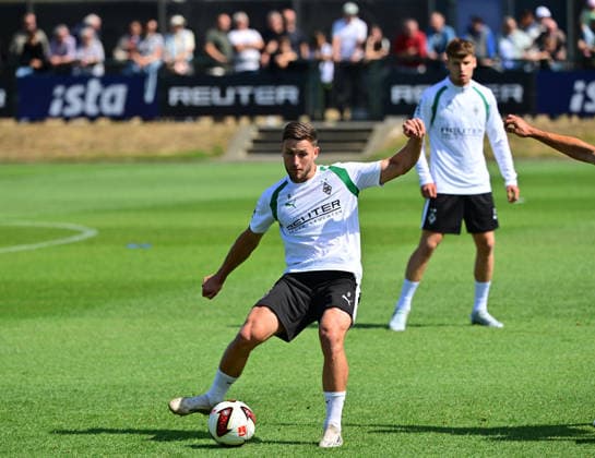 21.07.2026; Moenchengladbach; Fussball, Herren, Saison 2026 2027, Training Borussia Moenchengladbach Enzo Leopold (Gladbach) DFL regulations prohibit any use of photographs as image sequences and or quasi-video. ista-Borussia-Park NRW Deutschland *** July 21, 2026, Mönchengladbach, Soccer, Men s, 2026–2027 Season, Borussia Mönchengladbach Training, Enzo Leopold, Gladbach. DFL regulations prohibit any use of photographs as image sequences and or quasi-video content at Borussia Park, North Rhine-Westphalia, Germany