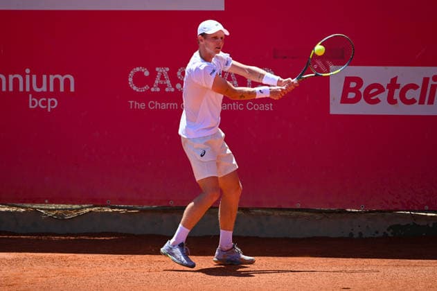 July 21, 2026, Lisbon, Lisbon, Portugal: GONZALO BUENO in action during the Round of 32 at the Millennium Estoril Open ATP, Tennis Herren tennis tournament at Clube de Tenis do Estoril. Lisbon Portugal - ZUMAr238 0862288664st Copyright: xRicardoxRochax