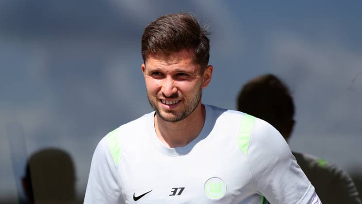 VfL Trainingslager, Weimarer Land Blankenhain, 21.07.2026, Fußball, Herren, Saison 2026 2027, 2. BL, VfL Wolfsburg, Sommer-Trainingslager: Tag 3., Elvis Rexhbecaj (VfL Wolfsburg) Weimarer Land, Thüringen Deutschland *** VfL Training Camp, Weimarer Land Blankenhain, July 21, 2026, Soccer, Men s, 2026–2027 Season, 2. Bundesliga, VfL Wolfsburg, Summer Training Camp Day 3, Elvis Rexhbecaj, VfL Wolfsburg, Weimarer Land, Thuringia, Germany