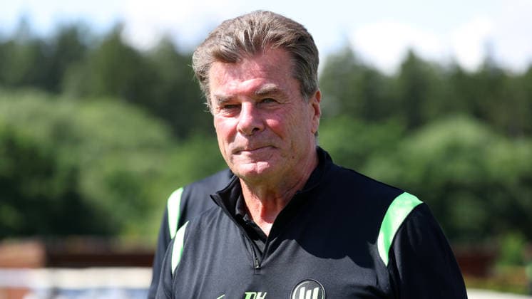 VfL Trainingslager, Weimarer Land Blankenhain, 21.07.2026, Fußball, Herren, Saison 2026 2027, 2. BL, VfL Wolfsburg, Sommer-Trainingslager: Tag 3., Geschäftsführer Dieter Hecking (VfL Wolfsburg) Weimarer Land, Thüringen Deutschland *** VfL Training Camp, Weimarer Land Blankenhain, July 21, 2026, Soccer, Men s, 2026–2027 Season, 2nd Bundesliga, VfL Wolfsburg, Summer Training Camp Day 3, Sporting Director Dieter Hecking, VfL Wolfsburg, Weimarer Land, Thuringia, Germany