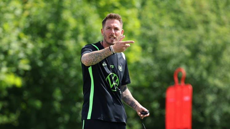 VfL Trainingslager, Weimarer Land Blankenhain, 21.07.2026, Fußball, Herren, Saison 2026 2027, 2. BL, VfL Wolfsburg, Sommer-Trainingslager: Tag 3. Cheftrainer Tobias Strobl (VfL Wolfsburg) Weimarer Land, Thüringen Deutschland *** VfL Training Camp, Weimarer Land Blankenhain, July 21, 2026, Soccer, Men s, 2026–2027 Season, 2nd Bundesliga, VfL Wolfsburg, Summer Training Camp Day 3, Head Coach Tobias Strobl, VfL Wolfsburg, Weimarer Land, Thuringia, Germany