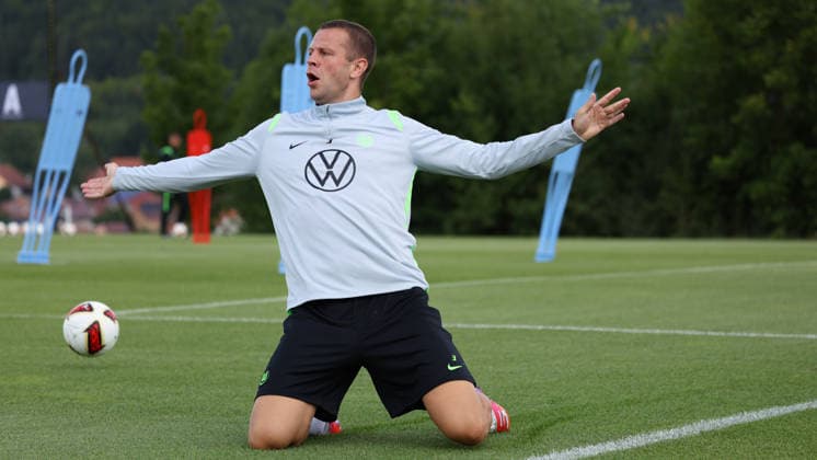 VfL Trainingslager, Weimarer Land Blankenhain, 21.07.2026, Fußball, Herren, Saison 2026 2027, 2. BL, VfL Wolfsburg, Sommer-Trainingslager: Tag 3. Denis Vavro (VfL Wolfsburg) Weimarer Land, Thüringen Deutschland *** VfL Training Camp, Weimarer Land Blankenhain, July 21, 2026, Soccer, Men s, 2026–2027 Season, 2nd Bundesliga, VfL Wolfsburg, Summer Training Camp Day 3 Denis Vavro VfL Wolfsburg Weimarer Land, Thuringia, Germany