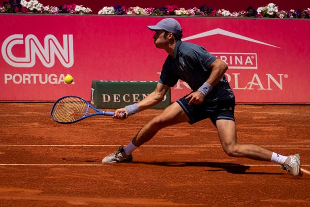 Vilius Guabas Vs Pablo Carreno Busta - Millennium Estoril Open 2026 Vilius Guabas of Lithuania competes against Pablo Carreno Busta of Spain during the Millennium Estoril Open ATP, Tennis Herren 250 tennis tournament at the Estoril Tennis Club in Estoril, Portugal, on July 21, 2026. Estoril Portugal  Copyright: xNunoxCruzx originalFilename:cruz-viliusgu260721_np37g.jpg