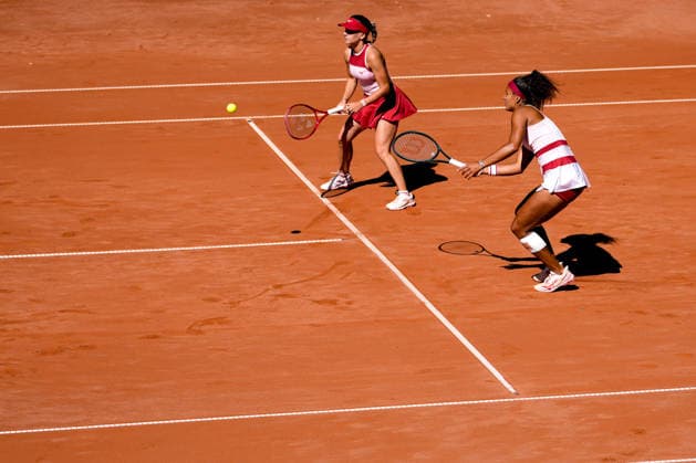 MSC Hamburg Ladies Open - Day 2 Naima Karamoko of Switzerland plays with partner Irina Bara of Romania during their round of 16 doubles match against Jesika Maleckova and Miriam Skoch of the Czech Republic at the 2026 MSC Hamburg Ladies Open Women s tennis tournament in Hamburg, Germany. Hamburg Hamburg Germany  Copyright: xOwenxHammondx originalFilename:hammond-2026msch260721_npDMp.jpg