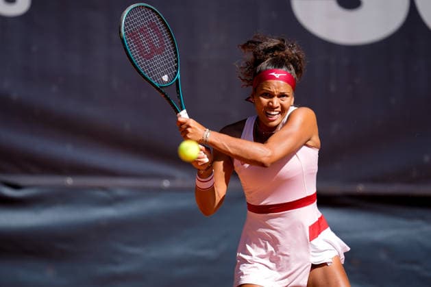 MSC Hamburg Ladies Open - Day 2 Naima Karamoko of Switzerland plays with partner Irina Bara of Romania during their round of 16 doubles match against Jesika Maleckova and Miriam Skoch of the Czech Republic at the 2026 MSC Hamburg Ladies Open Women s tennis tournament in Hamburg, Germany. Hamburg Hamburg Germany  Copyright: xOwenxHammondx originalFilename:hammond-2026msch260721_nptBS.jpg