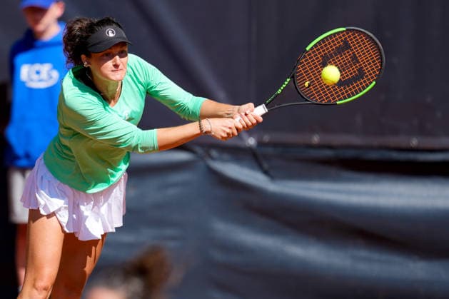 MSC Hamburg Ladies Open - Day 2 Jesika Maleckova of the Czech Republic plays with partner Miriam Skoch of the Czech Republic during their round of 16 doubles match against Irina Bara of Romania and Naima Karamoko of Switzerland at the 2026 MSC Hamburg Ladies Open Women s tennis tournament at Am Rothenbaum in Hamburg, Germany. Hamburg Hamburg Germany  Copyright: xOwenxHammondx originalFilename:hammond-2026msch260721_npcXn.jpg