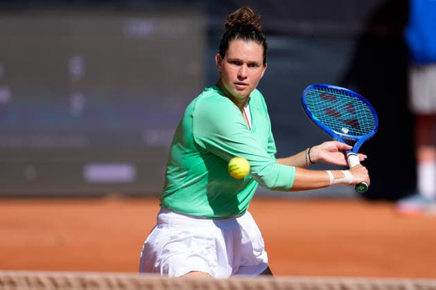 MSC Hamburg Ladies Open - Day 2 Miriam Skoch of the Czech Republic plays with partner Jesika Maleckova during their round of 16 doubles match against Irina Bara of Romania and Naima Karamoko of Switzerland at the 2026 MSC Hamburg Ladies Open Women s tennis tournament at Am Rothenbaum in Hamburg, Germany. Hamburg Hamburg Germany  Copyright: xOwenxHammondx originalFilename:hammond-2026msch260721_npgMf.jpg