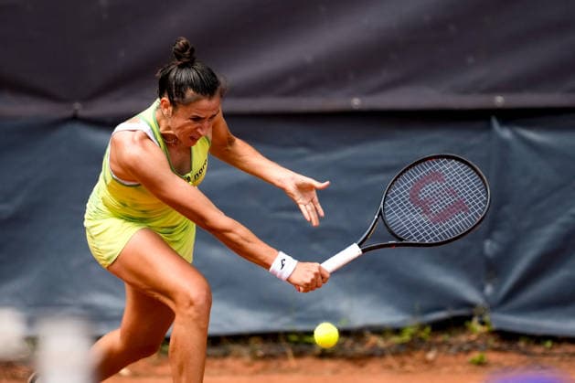 MSC Hamburg Ladies Open - Day 2 Sara Sorribes Tormo of Spain plays against Alina Charaeva of Armenia during their round of 32 match at the 2026 MSC Hamburg Ladies Open women s tennis tournament at Am Rothenbaum in Hamburg, Germany. Hamburg Hamburg Greece  Copyright: xOwenxHammondx originalFilename:hammond-2026msch260721_nphOP.jpg