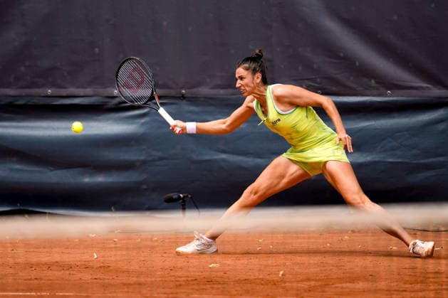 MSC Hamburg Ladies Open - Day 2 Hamburg, Germany 21 Jul 2026 - Sara Sorribes Tormo (ESP) in action during their R32 match against Alina Charaeva (ARM) at the 2026 MSC Hamburg Ladies Open Women s tennis tournament taking place at Am Rothenbaum, Hamburg, Germany. Hamburg Hamburg Greece  Copyright: xOwenxHammondx originalFilename:hammond-2026msch260721_nplwH.jpg