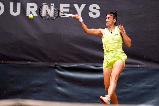 MSC Hamburg Ladies Open - Day 2 Sara Sorribes Tormo of Spain plays against Alina Charaeva of Armenia during their round of 32 match at the 2026 MSC Hamburg Ladies Open women s tennis tournament at Am Rothenbaum in Hamburg, Germany. Hamburg Hamburg Greece  Copyright: xOwenxHammondx originalFilename:hammond-2026msch260721_npHv7.jpg