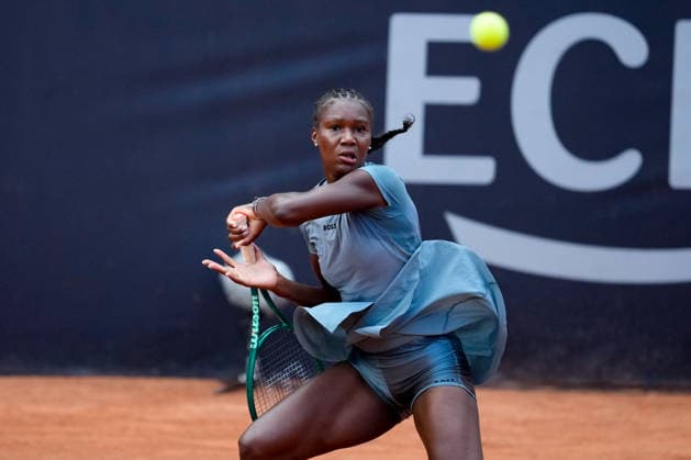 MSC Hamburg Ladies Open - Day 2 Noma Noha Akugue of Germany plays against Valentina Steiner of Germany during their Round of 32 match at the 2026 MSC Hamburg Ladies Open Women s tennis tournament at Am Rothenbaum in Hamburg, Germany. Hamburg Hamburg Greece  Copyright: xOwenxHammondx originalFilename:hammond-2026msch260721_np9Ek.jpg