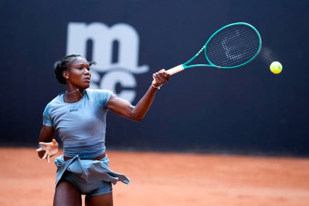 MSC Hamburg Ladies Open - Day 2 Noma Noha Akugue of Germany plays against Valentina Steiner of Germany during their Round of 32 match at the 2026 MSC Hamburg Ladies Open Women s tennis tournament at Am Rothenbaum in Hamburg, Germany. Hamburg Hamburg Greece  Copyright: xOwenxHammondx originalFilename:hammond-2026msch260721_npeRA.jpg