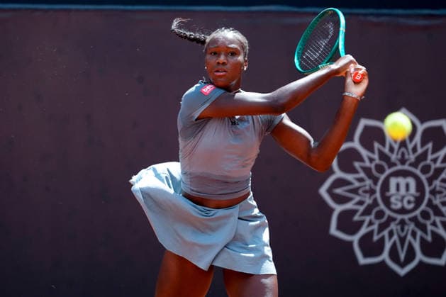 MSC Hamburg Ladies Open - Day 2 Noma Noha Akugue of Germany plays against Valentina Steiner of Germany during their Round of 32 match at the 2026 MSC Hamburg Ladies Open Women s tennis tournament at Am Rothenbaum in Hamburg, Germany. Hamburg Hamburg Greece  Copyright: xOwenxHammondx originalFilename:hammond-2026msch260721_npgHY.jpg