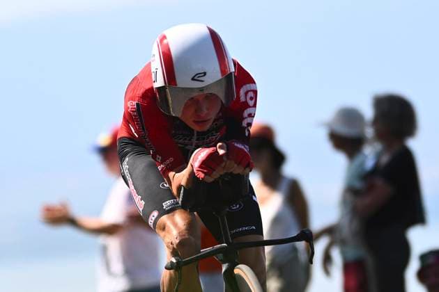 Tour de France 2026 Stage 16 THONON-LES-BAINS, FRANCE - JULY 21 : Van Eetvelt Lennert (BEL) of Lotto - Intermarche during stage 16 of the 113rd edition of Tour de France an UCI World Tour 2.UWT Individual Time Trial stage for Men Elite of 26 km with start in Evian-les-Bains and finish in Thonon-les-Bains on July 21, 2026 in Thonon-les-Bains, France, 21 07 2026 Thonon-les-Bains France  Copyright: xGvgx