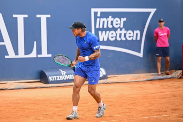 TENNIS - ATP, Tennis Herren Generali Open 2026 KITZBUEHEL,AUSTRIA,21.JUL.26 - TENNIS - ATP World Tour, Generali Open. Image shows the rejoicing of Alex Molcan (SVK).  GEPAxpictures xDanielxSchoenherr