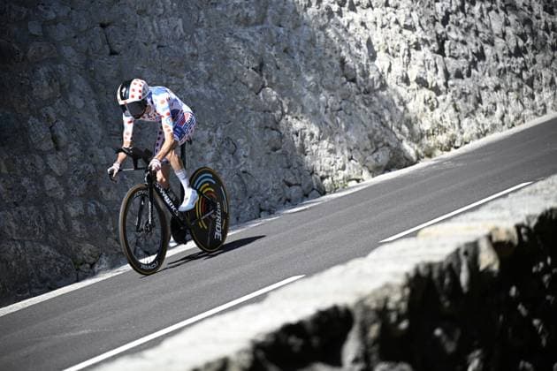 French Valentin Paret-Peintre of Soudal Quick-Step pictured during the stage 16 of the 2026 Tour de France cycling race, an individual Time Trial stage of 26km from Evian-les-Bains to Thonon-les-Bains, on Tuesday 21 July 2026. The 113th edition of the Tour de France starts on Saturday 4 July in Barcelona, Spain, and will finish in Paris, France on the 26th of July. JASPERxJACOBS  x181679849x