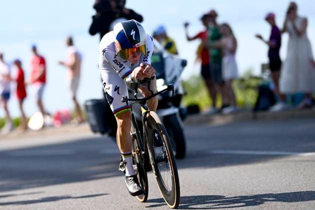 Tour de France 2026 Stage 16 THONON-LES-BAINS, FRANCE - JULY 21 : Evenepoel Remco (BEL) of Red Bull - BORA - Hansgrohe during stage 16 of the 113rd edition of Tour de France an UCI World Tour 2.UWT Individual Time Trial stage for Men Elite of 26 km with start in Evian-les-Bains and finish in Thonon-les-Bains on July 21, 2026 in Thonon-les-Bains, France, 21 07 2026 Thonon-les-Bains France  Copyright: xGvgx