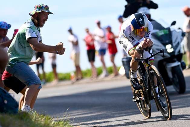 Tour de France 2026 Stage 16 THONON-LES-BAINS, FRANCE - JULY 21 : Evenepoel Remco (BEL) of Red Bull - BORA - Hansgrohe during stage 16 of the 113rd edition of Tour de France an UCI World Tour 2.UWT Individual Time Trial stage for Men Elite of 26 km with start in Evian-les-Bains and finish in Thonon-les-Bains on July 21, 2026 in Thonon-les-Bains, France, 21 07 2026 Thonon-les-Bains France  Copyright: xGvgx