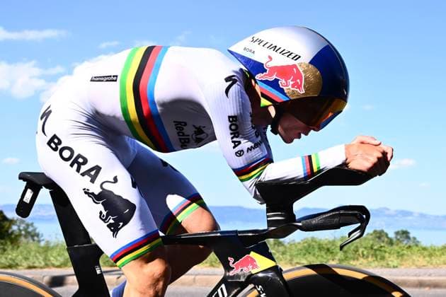 Tour de France 2026 Stage 16 THONON-LES-BAINS, FRANCE - JULY 21 : Evenepoel Remco (BEL) of Red Bull - BORA - Hansgrohe during stage 16 of the 113rd edition of Tour de France an UCI World Tour 2.UWT Individual Time Trial stage for Men Elite of 26 km with start in Evian-les-Bains and finish in Thonon-les-Bains on July 21, 2026 in Thonon-les-Bains, France, 21 07 2026 Thonon-les-Bains France  Copyright: xGvgx