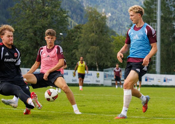 21.07.2026 - Fussball - 2. Fussball-Bundesliga - Saison 2026 2027 - 1. FC Nürnberg FCN Club - Trainingslager Sommer Sommertrainingslager Gais - Bruneck - Südtirol - Zink DaMa - xdaxmax - Nicolas Ortegel (46, 1. FC Nürnberg FCN ) Kristian Mandic (36, 1. FC Nürnberg FCN ) Piet Scobel (19, 1. FC Nürnberg FCN ) *** July 21, 2026 Soccer 2 Soccer Bundesliga 2026–2027 Season 1 FC Nuremberg (FCN) Club Summer Training Camp Summer Training Camp in Gais, Brunico, South Tyrol Zink DaMa xdaxmax Nicolas Ortegel 46, 1 FC Nuremberg (FCN) Kristian Mandic 36, 1 FC Nuremberg (FCN) Piet Scobel 19, 1 FC Nuremberg (FCN)