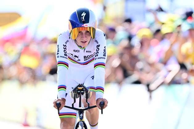 Tour de France 2026 Stage 16 THONON-LES-BAINS, FRANCE - JULY 21 : Evenepoel Remco (BEL) of Red Bull - BORA - Hansgrohe during stage 16 of the 113rd edition of Tour de France an UCI World Tour 2.UWT Individual Time Trial stage for Men Elite of 26 km with start in Evian-les-Bains and finish in Thonon-les-Bains on July 21, 2026 in Thonon-les-Bains, France, 21 07 2026 Thonon-les-Bains France  Copyright: xPeterxDexVoechtx