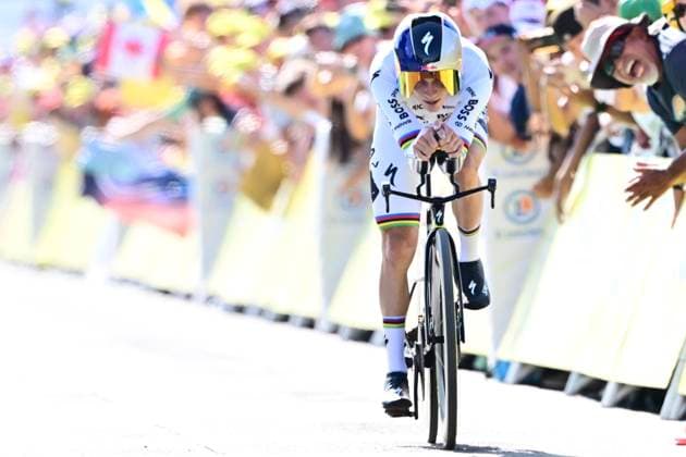 Tour de France 2026 Stage 16 THONON-LES-BAINS, FRANCE - JULY 21 : Evenepoel Remco (BEL) of Red Bull - BORA - Hansgrohe during stage 16 of the 113rd edition of Tour de France an UCI World Tour 2.UWT Individual Time Trial stage for Men Elite of 26 km with start in Evian-les-Bains and finish in Thonon-les-Bains on July 21, 2026 in Thonon-les-Bains, France, 21 07 2026 Thonon-les-Bains France  Copyright: xPeterxDexVoechtx