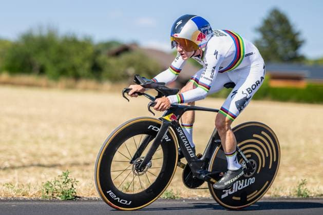 Belgian Remco Evenepoel of Red Bull-BORA-hansgrohe pictured in action during the stage 16 of the 2026 Tour de France cycling race, an individual Time Trial stage of 26km from Evian-les-Bains to Thonon-les-Bains, on Tuesday 21 July 2026. The 113th edition of the Tour de France starts on Saturday 4 July in Barcelona, Spain, and will finish in Paris, France on the 26th of July. DAVIDxPINTENS  x181681237x