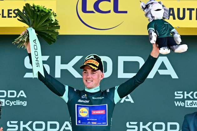 Tour de France 2026 Stage 16 THONON-LES-BAINS, FRANCE - JULY 21 : Pedersen Mads (DEN) of Lidl - Trek pictured with the green jersey during the podium ceremony of stage 16 of the 113rd edition of Tour de France an UCI World Tour 2.UWT Individual Time Trial stage for Men Elite of 26 km with start in Evian-les-Bains and finish in Thonon-les-Bains on July 21, 2026 in Thonon-les-Bains, France, 21 07 2026 Thonon-les-Bains France  Copyright: xPeterxDexVoechtx