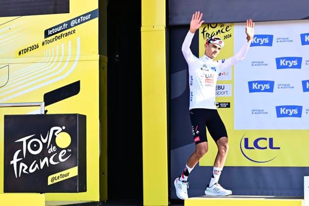 Tour de France 2026 Stage 16 THONON-LES-BAINS, FRANCE - JULY 21 : Del Toro Isaac (MEX) of UAE Team Emirates - XRG pictured with the white jersey during the podium ceremony of stage 16 of the 113rd edition of Tour de France an UCI World Tour 2.UWT Individual Time Trial stage for Men Elite of 26 km with start in Evian-les-Bains and finish in Thonon-les-Bains on July 21, 2026 in Thonon-les-Bains, France, 21 07 2026 Thonon-les-Bains France  Copyright: xPeterxDexVoechtx
