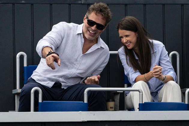 The Livesport Prague Open women s tennis tournament, in Prague, Czech Republic, on July 21, 2026. Czech Ice hockey, Eishockey player Jaromir Jagr, left, and his partner Dominika Branisova watch one of the matches. (CTKxPhoto MichalxKamaryt) CTKPhotoP2026072105955  CTKPhotoP2026072105955