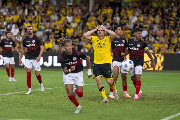 260721 Jacob Bergström of Mjällby looks dejected during the UEFA Champions League qualifying match between Mjällby and Lincoln Red Imps on July 21, 2026 in Hällevik. Photo: Christoffer Borg Mattisson BILDBYRAN COP 261 CB0541 fotboll football soccer fotball uefa champions league champions league mjällby lincoln red imps bbeng depp *** July 21, 2026: Jacob Bergström of Mjällby looks dejected during the UEFA Champions League qualifying match between Mjällby and Lincoln Red Imps on July 21, 2026 in Hällevik. Photo by Christoffer Borg Mattisson, BILDBYRAN COP 261 CB0541 soccer football fotball UEFA Champions League Champions League Mjällby Lincoln Red Imps bbeng depp  Copyright: CHRISTOFFERxBORGxMATTISSON BB260721CB093
