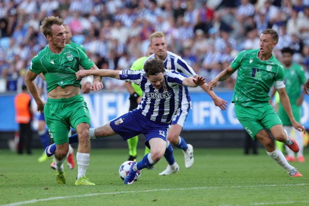 GÖTEBORG, SVERIGE 20260721 Levadias Mark Oliver Roosnupp och Göteborgs Kolbeinn Thordarson under tisdagens fotbollsmatch, andra kvalomgangen till Conference League, första mötet IFK Göteborg och FCI Levadia Tallin pa Gamla Ullevi i Göteborg, Sverige, 21 juli 2026. GÖTEBORG SVERIGE x9200x *** GOTHENBURG, SWEDEN July 21, 2026 Levadia’s Mark Oliver Roosnupp and Gothenburg’s Kolbeinn Thordarson during Tuesday’s soccer match, the second qualifying round of the Conference League, the first leg between IFK Gothenburg and FCI Levadia Tallinn at Gamla Ullevi in Gothenburg, Sweden, July 21, 2026 GOTHENBURG SWEDEN x9200x  Copyright: xAdamxIhse TTx CONFERENCE LEAGUE KVAL GÖTEBORG-LEVADIA