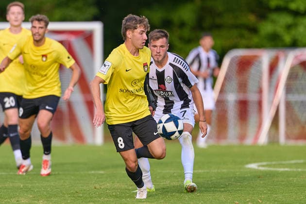 Zweikampf, Duell zwischen Elias Rahn (SG Sonnenhof Grossaspach, 08) und Sasa Maksimovic (VfR Aalen, 07) GER, VfR Aalen vs. SG Sonnenhof Grossaspach, Fussball, Freundschaftsspiel, Herren, 21.07.2026 GER, VfR Aalen vs. SG Sonnenhof Grossaspach, Fussball, Freundschaftsspiel, Herren, 21.07.2026 Aalen *** Head-to-head matchup between Elias Rahn (SG Sonnenhof Grossaspach, 08) and Sasa Maksimovic (VfR Aalen, 07), Germany; VfR Aalen vs. SG Sonnenhof Grossaspach, soccer, friendly match, men s, July 21, 2026 GER, VfR Aalen vs. SG Sonnenhof Grossaspach, soccer, friendly match, men s, July 21, 2026 Aalen Copyright: xEibner-Pressefoto GeraldxOelze-dexStoppanyx EP_ODS