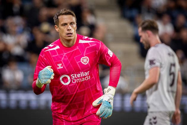 STURM GRAZ - HEARTS Alexander Schwolow of Hearts during the first leg of second qualifying round of UEFA Champions League football match between Sturm Graz and Heart of Midlothian FC at the Merkur Arena (Stadion Graz Liebenau). Graz, Austria, July 21, 2026. Photo by Branislav Racko Copyright: xx 080A1733