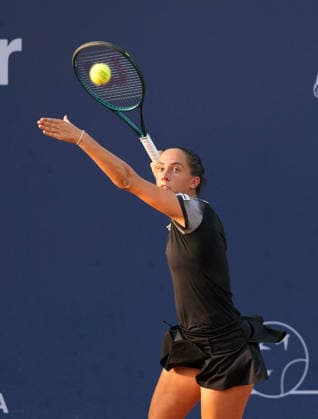 37th WTA, Tennis Damen Palermo Ladies Open 2026 Noemi Basiletti of Italy plays during the 37th Palermo Ladies Open WTA 125 in Palermo, Italy, on July 21, 2026. Palermo Italy  Copyright: xGabrielexMaricchiolox originalFilename:maricchiolo-37thwtap260721_npL1X.jpg