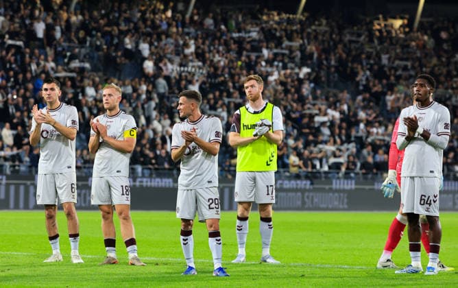 SOCCER - UEFA CL, Sturm vs Hearts GRAZ,AUSTRIA,21.JUL.26 - SOCCER - UEFA Champions League, qualification, SK Sturm Graz vs Heart of Midlothian FC. Image shows the dissapointment of Oisin McEntee, Harry Milne, Sabah Kerjota, Stuart Findlay and Malachi Fagan-Walcott (Hearts).  GEPAxpictures xWolfgangxGrebien