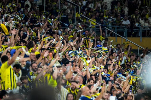 Fenerbahce SK v Gornik Zabrze - UEFA Champions League 2026 27 Second Qualifying Round First Leg Fans of Fenerbahce attend the UEFA Champions League 2026 27 second qualifying round first leg match between Fenerbahce SK and Gornik Zabrze at Fenerbahce Sukru Saracoglu Spor Kompleksi in Istanbul, Turkey, on July 21, 2026. Istanbul Istanbul Turkey  Copyright: xYagizxGurtugx originalFilename:gurtug-fenerbah260721_npEBO.jpg