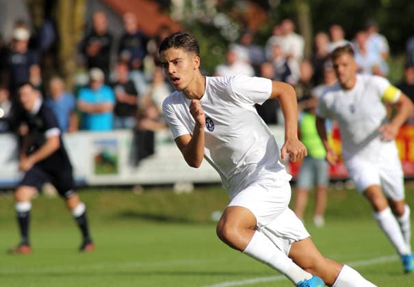 Fussball, Herren, Saison 2026 2027, SV Eintracht Berglern - TSV 1860 München, Toto-Pokal Loris Husic (TSV 1860 München) im Laufen, Kopf, Oberkörper *** Soccer, Men s, 2026–2027 Season, SV Eintracht Berglern vs. TSV 1860 Munich, Toto Cup, Loris Husic, TSV 1860 Munich, running, head, upper body