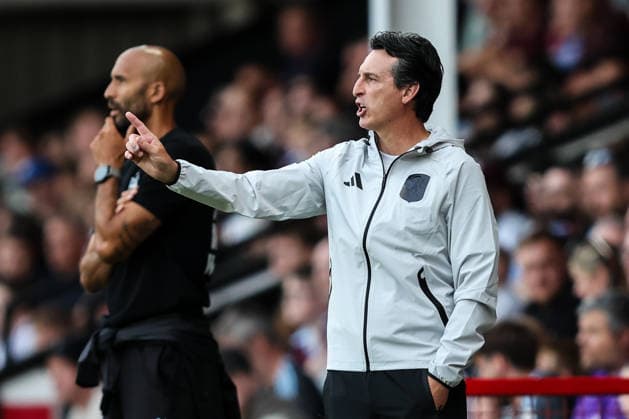 Walsall, England, 21st July 2026. Unai Emery head coach of Aston Villa during the Walsall vs Aston Villa Pre Season Friendly match at Pallet-Track Bescot Stadium, Walsall. Picture credit should read: Gareth Evans Sportimage EDITORIAL USE ONLY. No use with unauthorised audio, video, data, fixture lists, club league logos or live services. Online in-match use limited to 120 images, no video emulation. No use in betting, games or single club league player publications. SPI_073_GE_WAL_AV SPI-4879-0073
