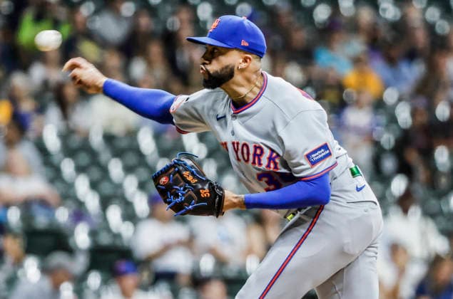 New York Mets relief pitcher Devin Williams throws in the ninth inning of the MLB, Baseball Herren, USA game between the New York Mets and the Milwaukee Brewers at American Family Field in Milwaukee, Wisconsin on Tuesday July 21, 2026. The Mets shut out the Brewers 4-0.  MIL20260721837 TANNENxMAURY