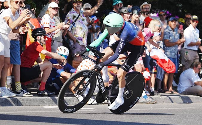 16 eme Etape Tour de France CLM Evian - Thonon les Bains THONON-LES-BAINS, FRANCE - JULY 21 : Paul Seixas (FRA) of Decathlon CMA CGM Team during stage 16 of the 113rd edition of Tour de France an UCI World Tour 2.UWT Individual Time Trial stage for Men Elite of 26 km with start in Evian-les-Bains and Thonon-les-Bains on July 21, 2026 in Thonon-les-Bains, France Laurent Lairys Thonon les bainsFrance  Copyright: xLaurentxLairysx