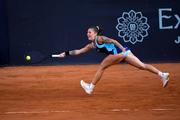 MSC Hamburg Ladies Open - Day 2 First seed Oleksandra Oliynykova of Ukraine plays against Nastasja Schunk of Germany during their round of 32 match at the 2026 MSC Hamburg Ladies Open Women s tennis tournament at Am Rothenbaum in Hamburg, Germany. Hamburg Hamburg Germany  Copyright: xOwenxHammondx originalFilename:hammond-2026msch260721_np2v4.jpg