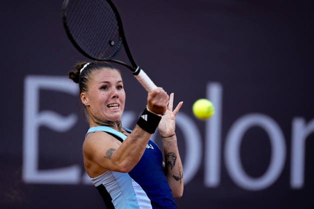 MSC Hamburg Ladies Open - Day 2 First seed Oleksandra Oliynykova of Ukraine plays against Nastasja Schunk of Germany during their round of 32 match at the 2026 MSC Hamburg Ladies Open Women s tennis tournament at Am Rothenbaum in Hamburg, Germany. Hamburg Hamburg Germany  Copyright: xOwenxHammondx originalFilename:hammond-2026msch260721_npca4.jpg