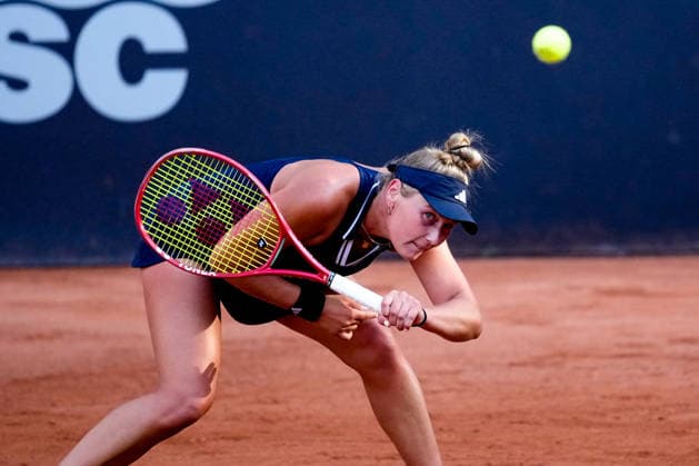 MSC Hamburg Ladies Open - Day 2 Nastasja Schunk of Germany plays against first seed Oleksandra Oliynykova of Ukraine during their Round of 32 match at the 2026 MSC Hamburg Ladies Open Women s tennis tournament at Am Rothenbaum in Hamburg, Germany. Hamburg Hamburg Germany  Copyright: xOwenxHammondx originalFilename:hammond-2026msch260721_npkiL.jpg