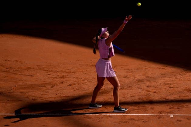 MSC Hamburg Ladies Open - Day 2 Victoria Jimenez Kasintseva of Andorra plays during her round of 32 match against fifth seed Tamara Korpatsch of Germany at the 2026 MSC Hamburg Ladies Open women s tennis tournament at Am Rothenbaum in Hamburg, Germany. Hamburg Hamburg Germany  Copyright: xOwenxHammondx originalFilename:hammond-2026msch260721_npoJV.jpg